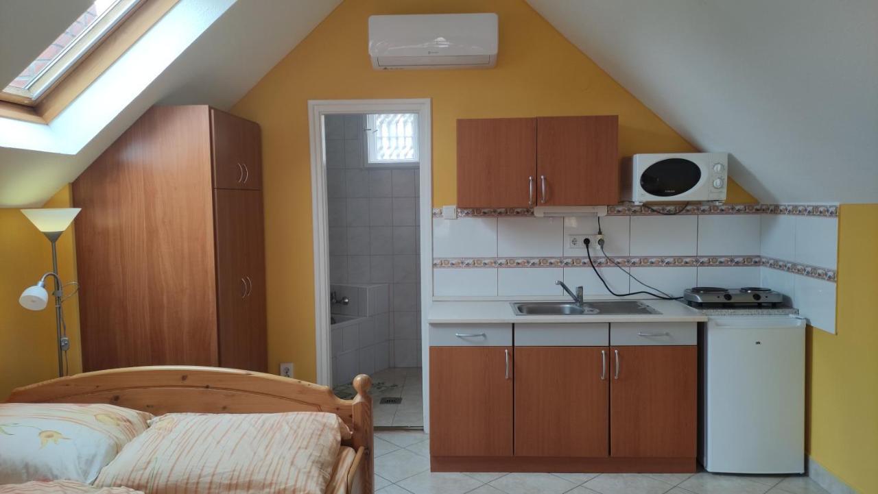 Liget Apartman Balatonföldvár Zewnętrze zdjęcie